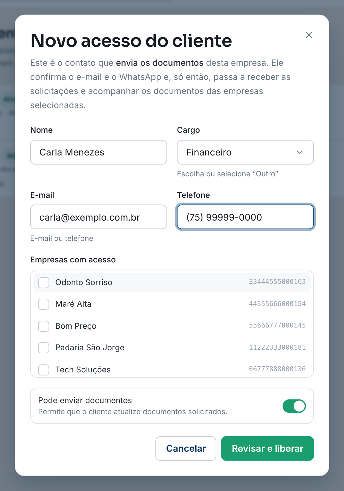 Janela Novo acesso do cliente com os campos Nome, Cargo, E-mail e Telefone preenchidos