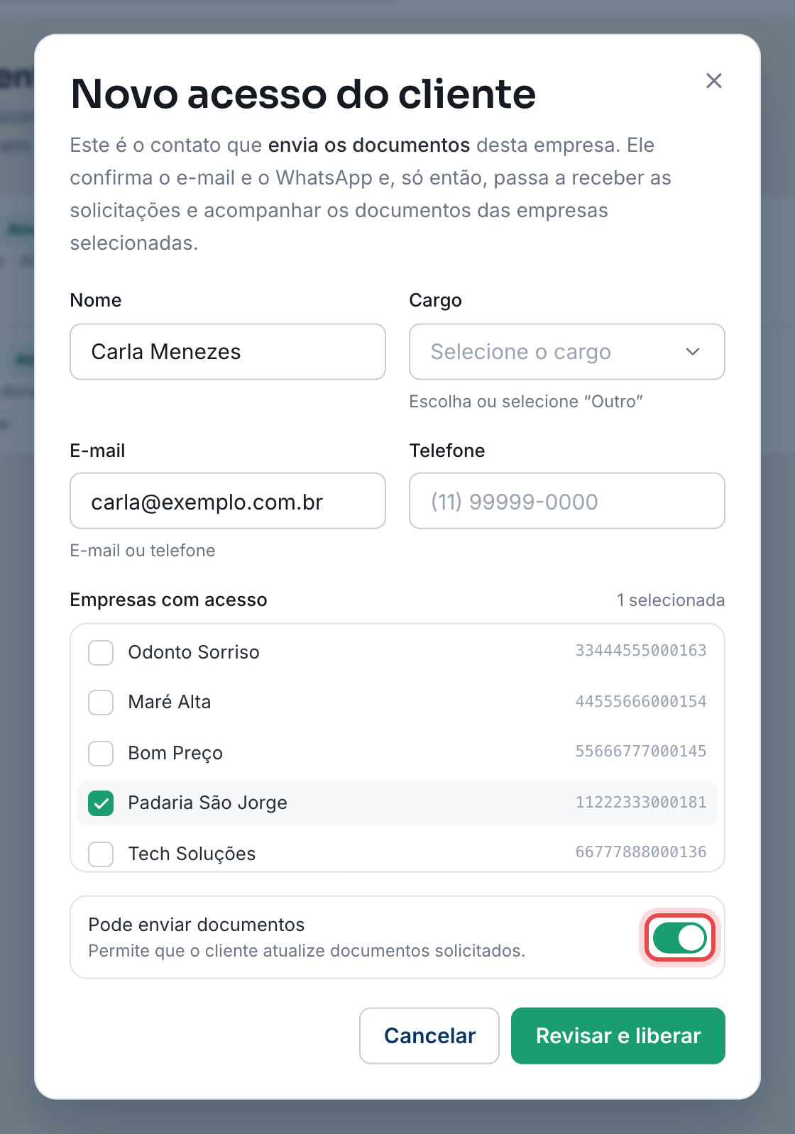 Lista Empresas com acesso com uma empresa marcada e a chave Pode enviar documentos destacada